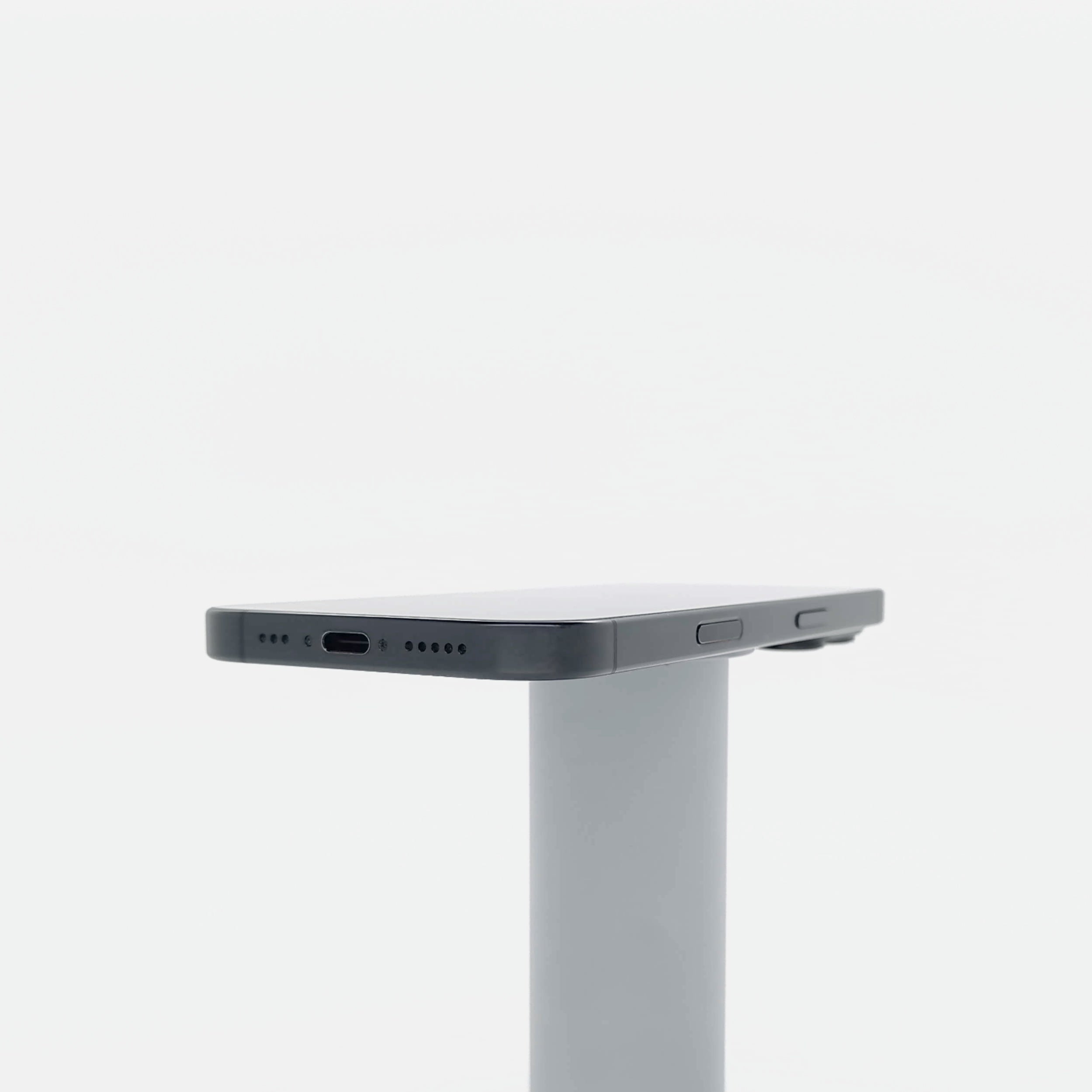 95新 Apple iPhone 16 Pro 128G 黑色鈦金屬 中國大陸版