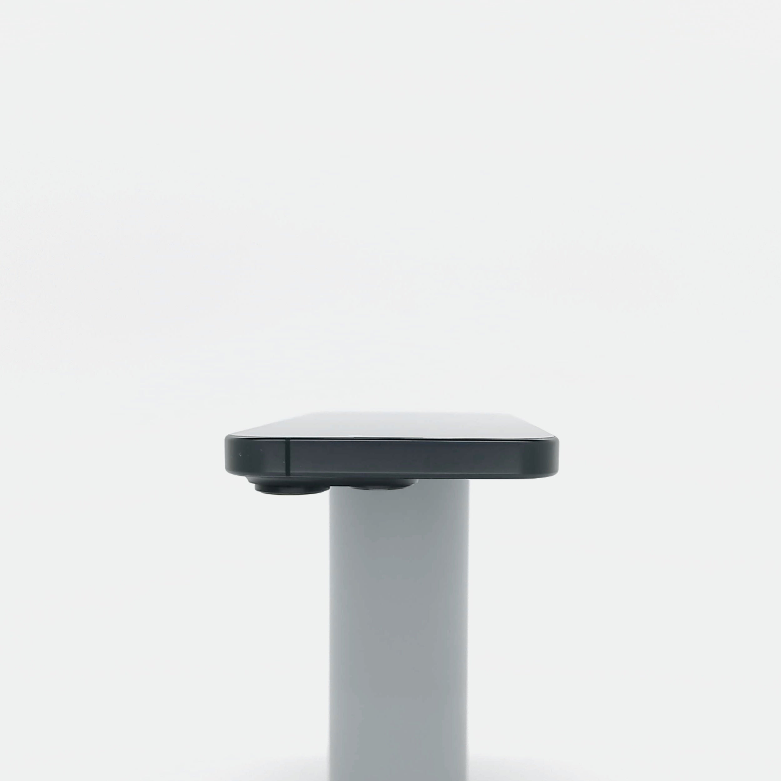 95新 Apple iPhone 16 Pro 128G 黑色鈦金屬 中國大陸版