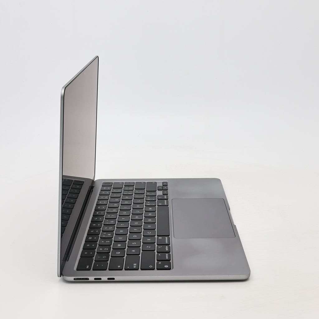 95新 Apple MacBook Air 22年 13寸 M2（8+8核） 8G RAM 256G SSD 深空灰色