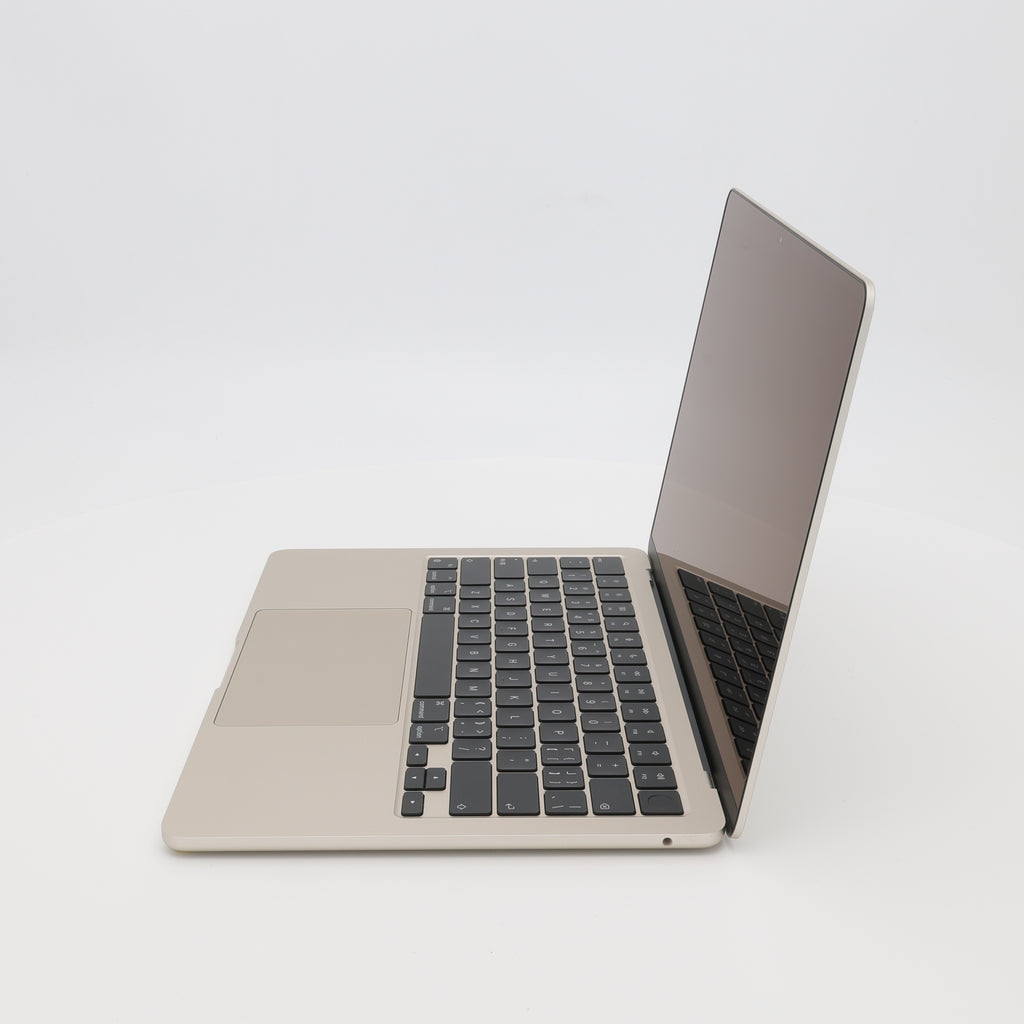 95新 Apple MacBook Air 22年 13寸 M2（8+10核） 8G RAM 512G SSD 星光色