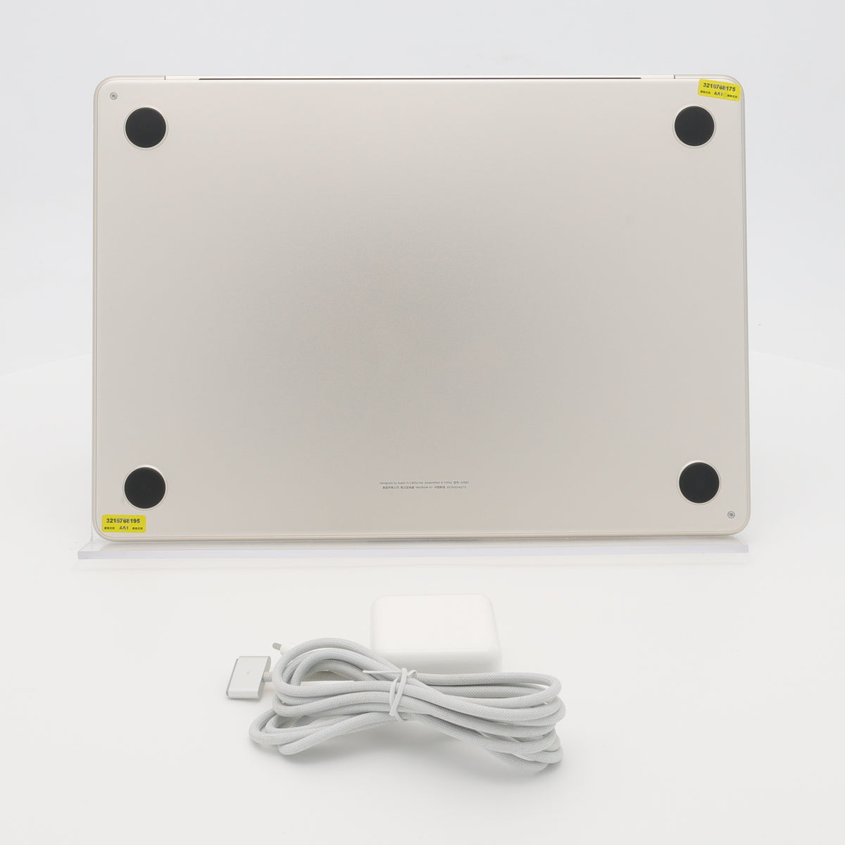95新 Apple MacBook Air 22年 13寸 M2（8+10核） 8G RAM 512G SSD 星光色