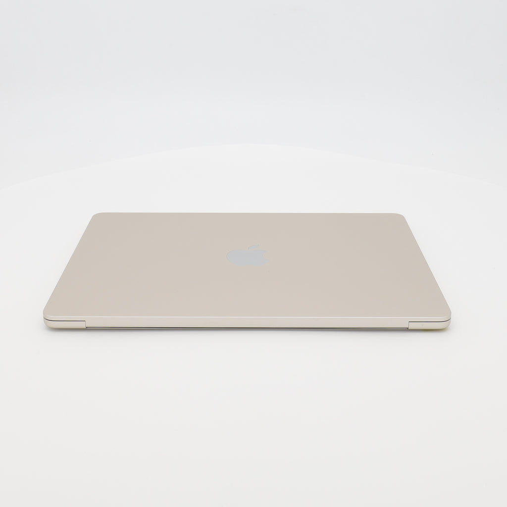 95新 Apple MacBook Air 22年 13寸 M2（8+10核） 8G RAM 512G SSD 星光色