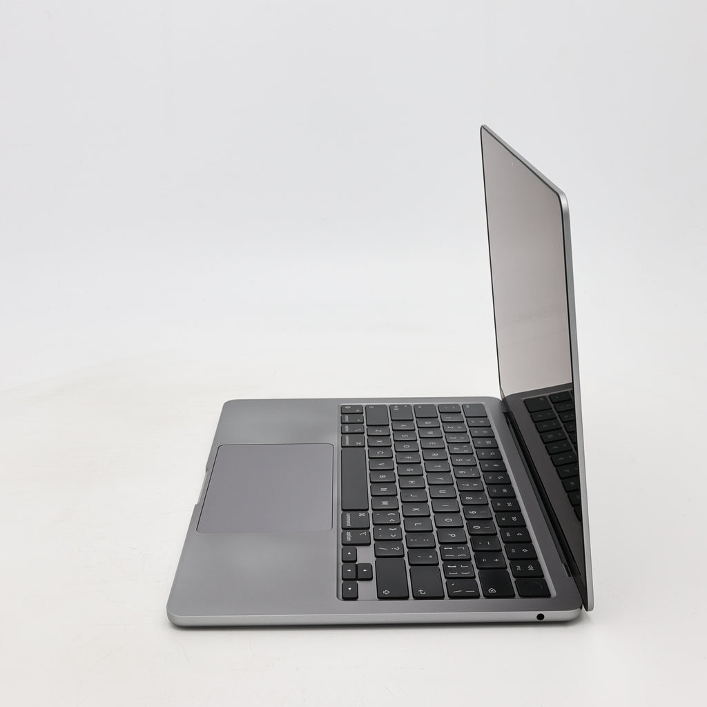 95新 Apple MacBook Air 22年 13寸 M2（8+8核） 8G RAM 256G SSD 深空灰色