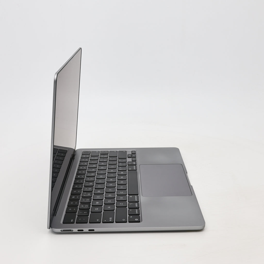 95新 Apple MacBook Air 22年 13寸 M2（8+8核） 8G RAM 256G SSD 深空灰色