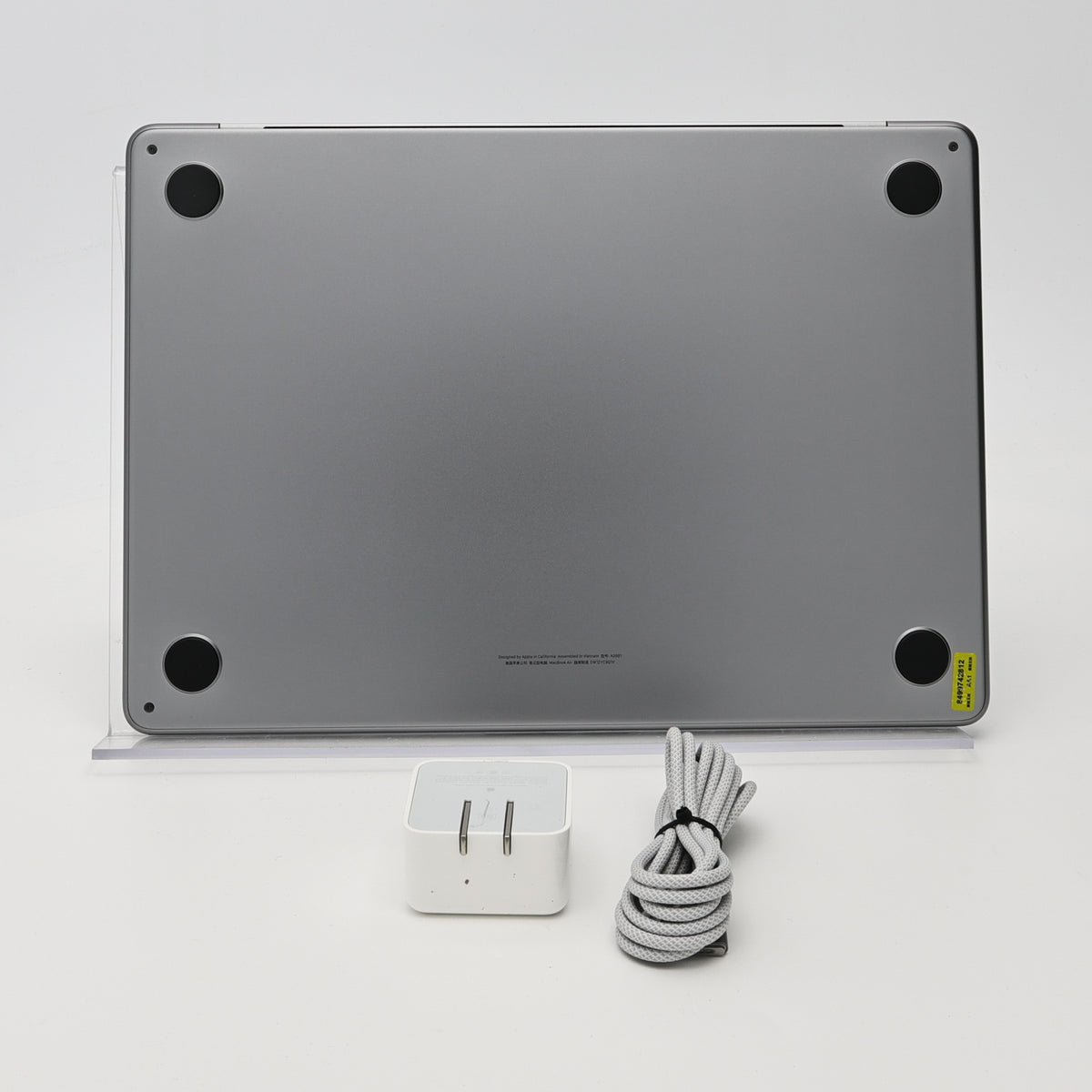 99新 Apple MacBook Air 22年 13寸 M2（8+10核） 8G RAM 512G SSD 深空灰色