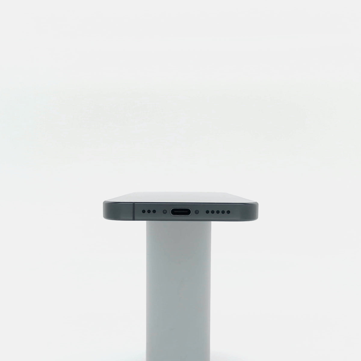95新 Apple iPhone 16 Pro 128G 黑色鈦金屬 中國大陸版