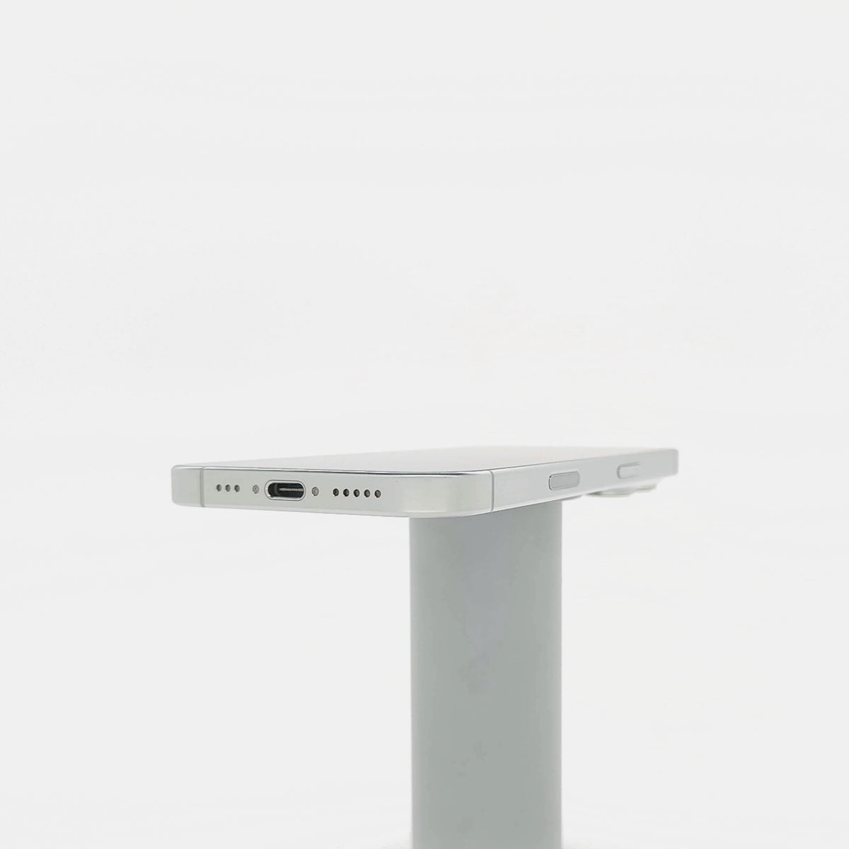 95新 Apple iPhone 16 Pro 128G 白色鈦金屬 中國大陸版
