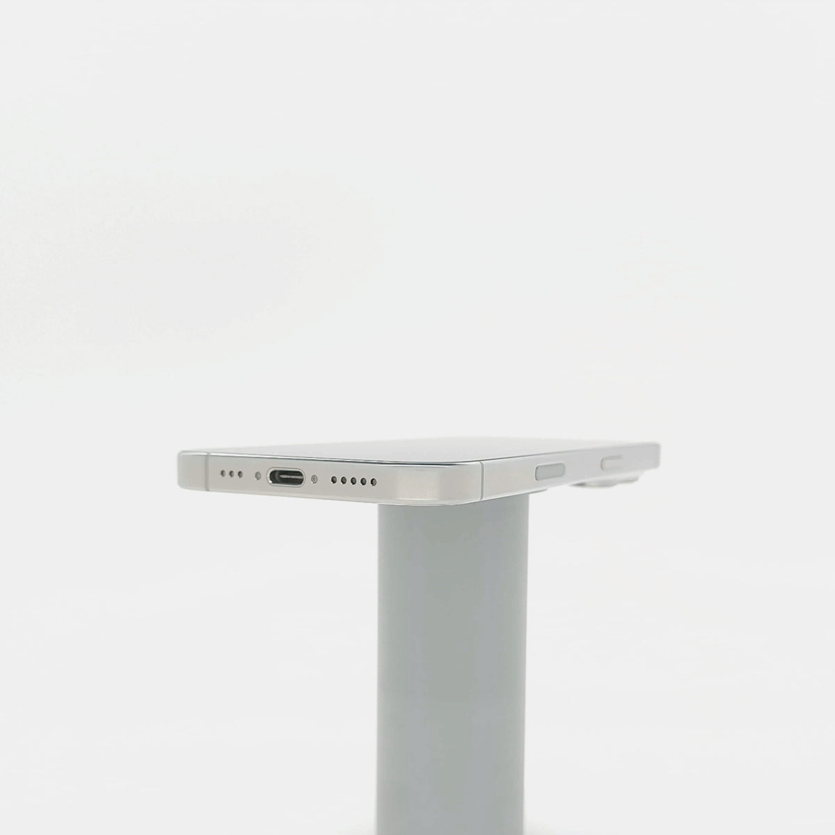 95新 Apple iPhone 16 Pro 128G 白色鈦金屬 中國大陸版