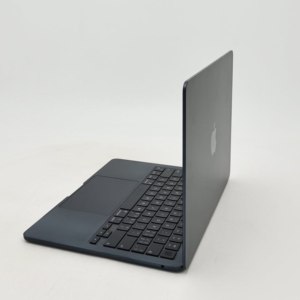 95新 Apple MacBook Air 22年 13寸 M2（8+8核） 8G RAM 256G SSD 午夜色