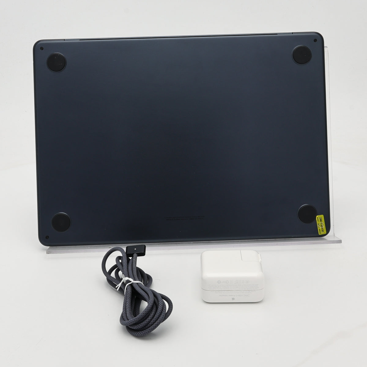 95新 Apple MacBook Air 22年 13寸 M2（8+8核） 8G RAM 256G SSD 午夜色