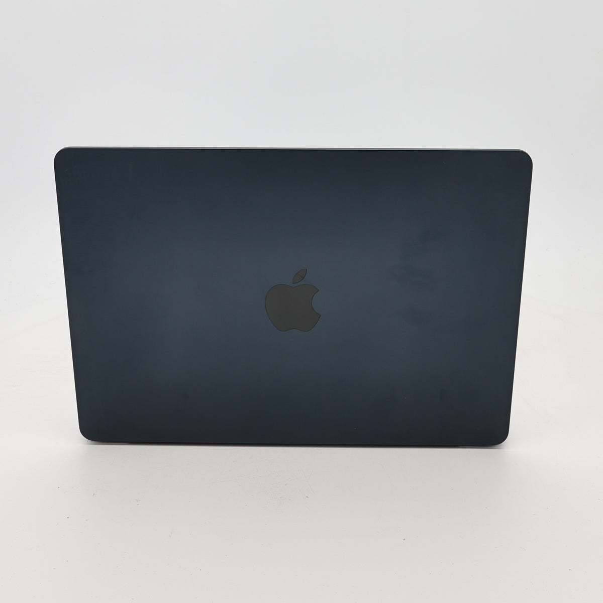 95新 Apple MacBook Air 22年 13寸 M2（8+8核） 8G RAM 256G SSD 午夜色