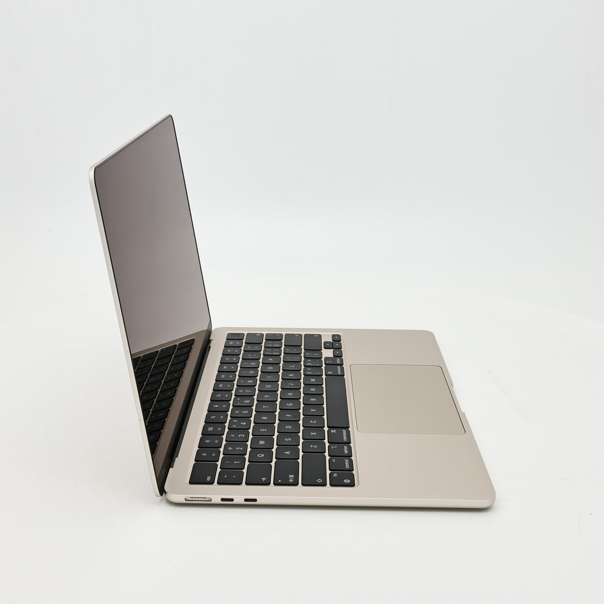 95新 Apple MacBook Air 22年 13寸 M2（8+8核） 8G RAM 256G SSD 星光色