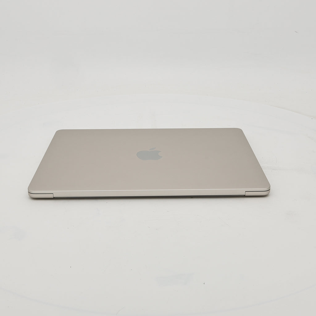 95新 Apple MacBook Air 22年 13寸 M2（8+8核） 8G RAM 256G SSD 星光色