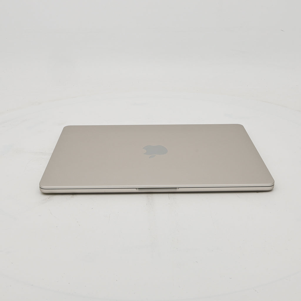 95新 Apple MacBook Air 22年 13寸 M2（8+8核） 8G RAM 256G SSD 星光色