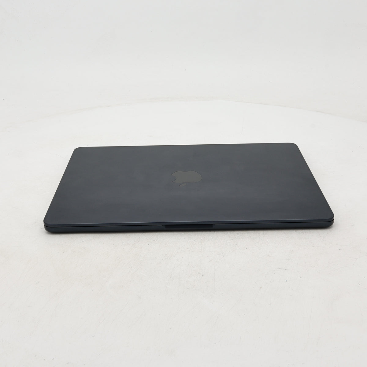 95新 Apple MacBook Air 22年 13寸 M2（8+8核） 8G RAM 256G SSD 午夜色