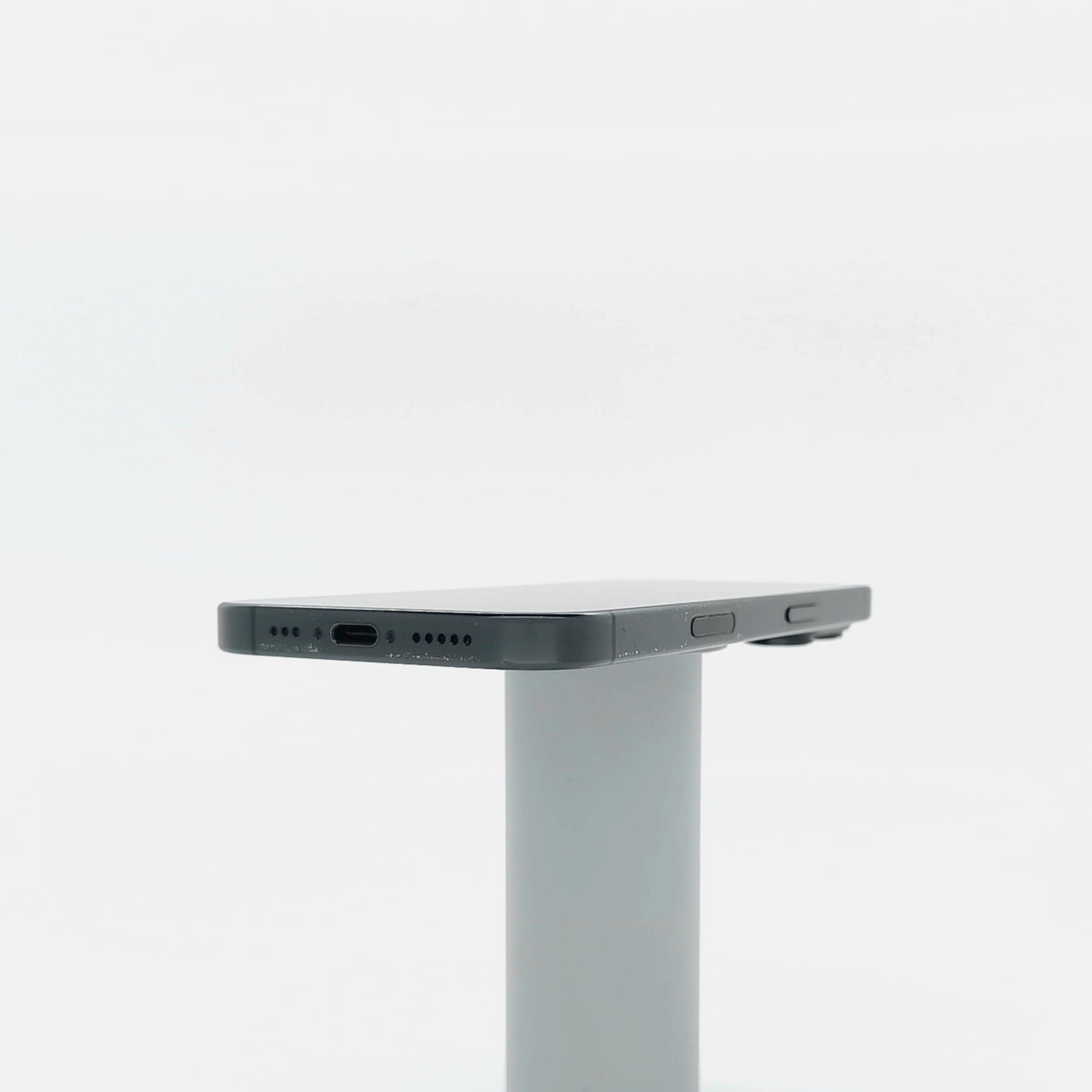 95新 Apple iPhone 16 Pro 128G 黑色鈦金屬 中國大陸版