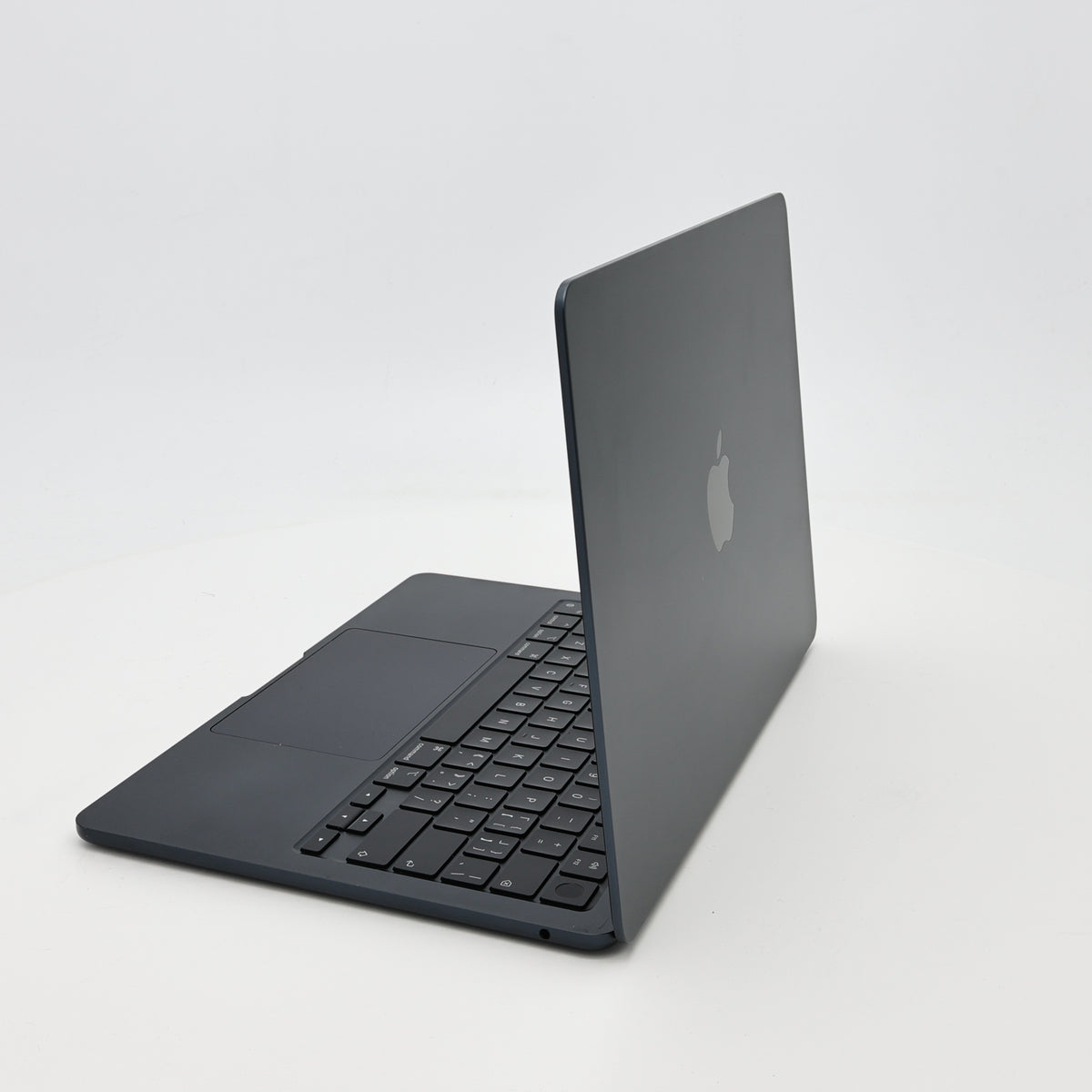 95新 Apple MacBook Air 22年 13寸 M2（8+10核） 8G RAM 512G SSD 午夜色