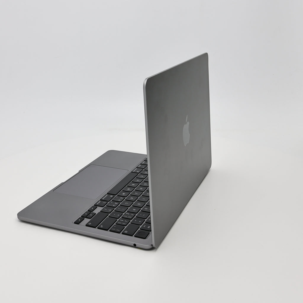 95新 Apple MacBook Air 22年 13寸 M2（8+8核） 8G RAM 256G SSD 深空灰色