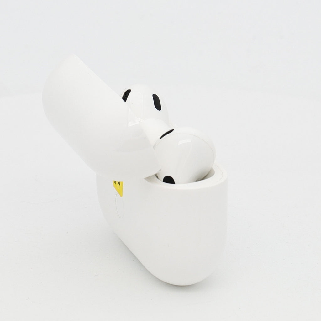 99新 Apple AirPods Pro 2 白色
