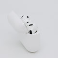99新 Apple AirPods Pro 3 白色