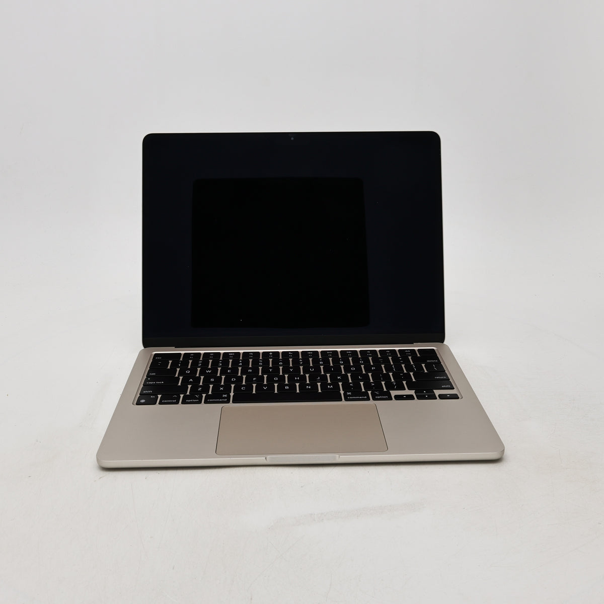 95新 Apple MacBook Air 22年 13寸 M2（8+10核） 8G RAM 512G SSD 星光色