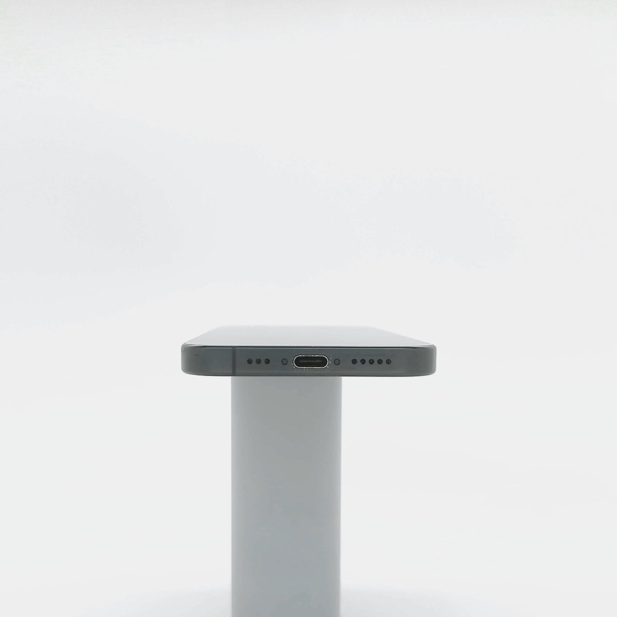 95新 Apple iPhone 16 Pro 128G 黑色鈦金屬 中國大陸版