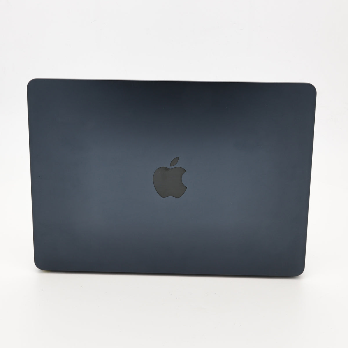 95新 Apple MacBook Air 22年 13寸 M2（8+8核） 8G RAM 256G SSD 午夜色