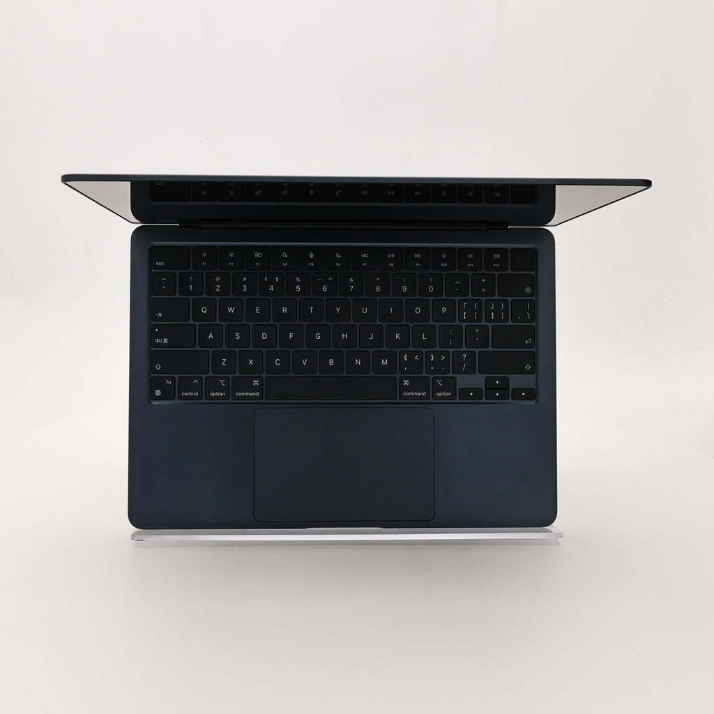 95新 Apple MacBook Air 22年 13寸 M2（8+8核） 8G RAM 256G SSD 午夜色