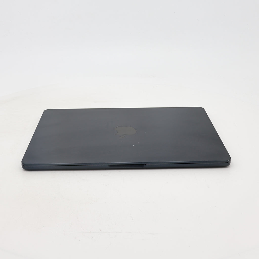 95新 Apple MacBook Air 22年 13寸 M2（8+8核） 8G RAM 256G SSD 午夜色