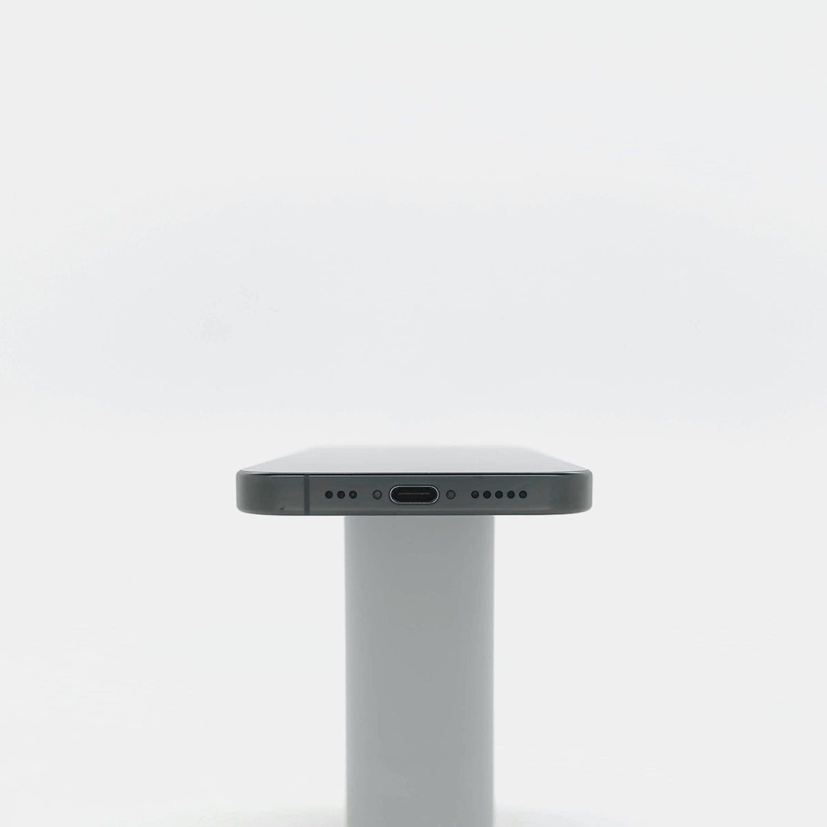 95新 Apple iPhone 16 Pro 128G 黑色鈦金屬 中國大陸版