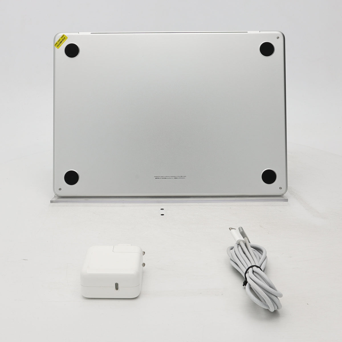 95新 Apple MacBook Air 22年 13寸 M2（8+8核） 8G RAM 256G SSD 銀色