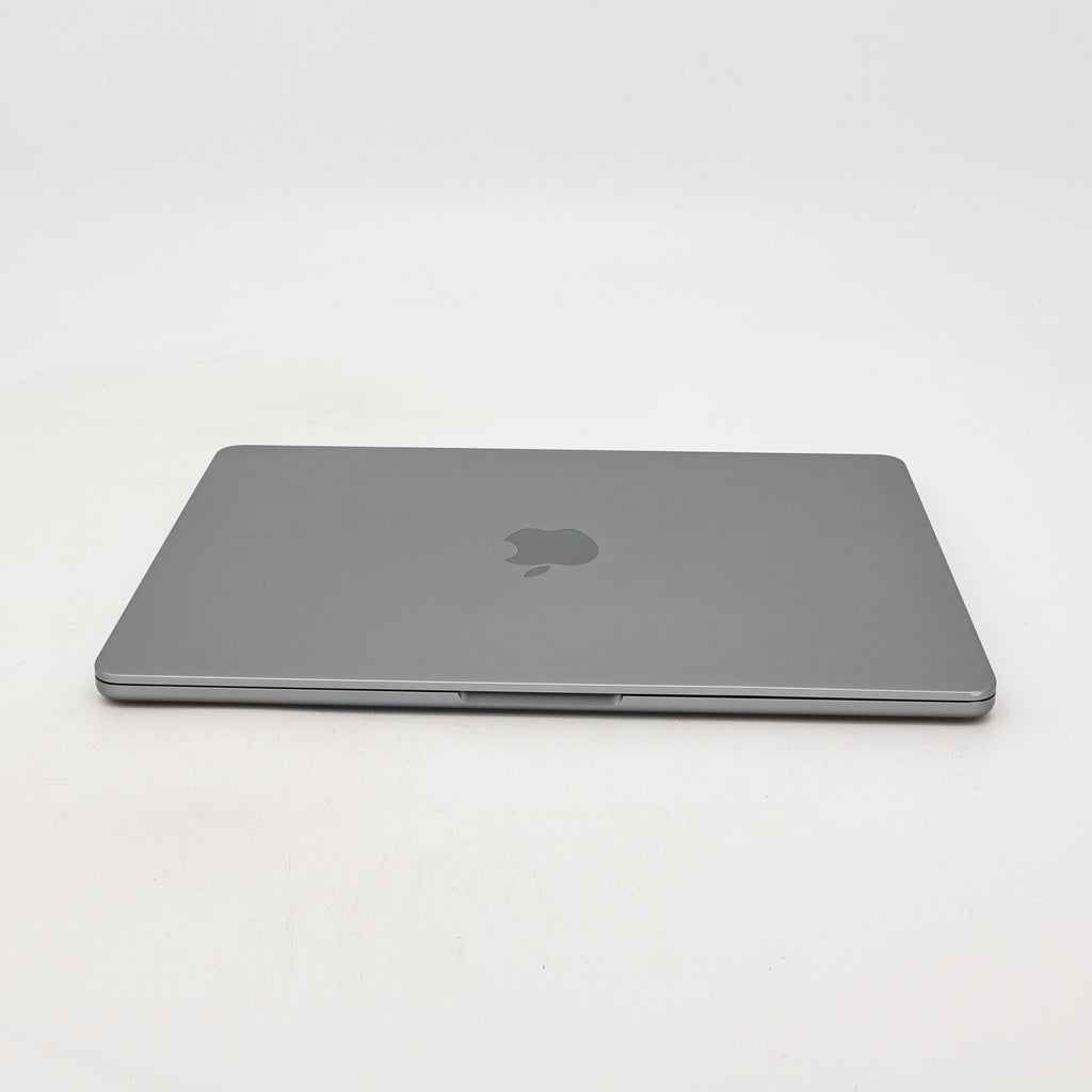 95新 Apple MacBook Air 22年 13寸 M2（8+8核） 8G RAM 256G SSD 深空灰色
