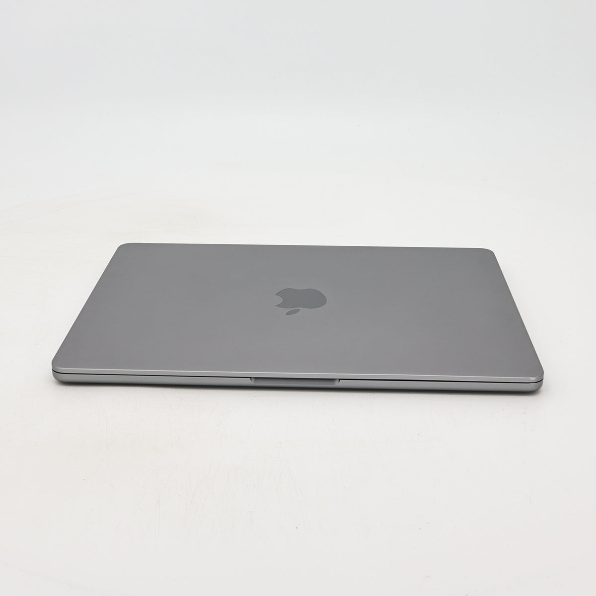 95新 Apple MacBook Air 22年 13寸 M2（8+8核） 8G RAM 256G SSD 深空灰色