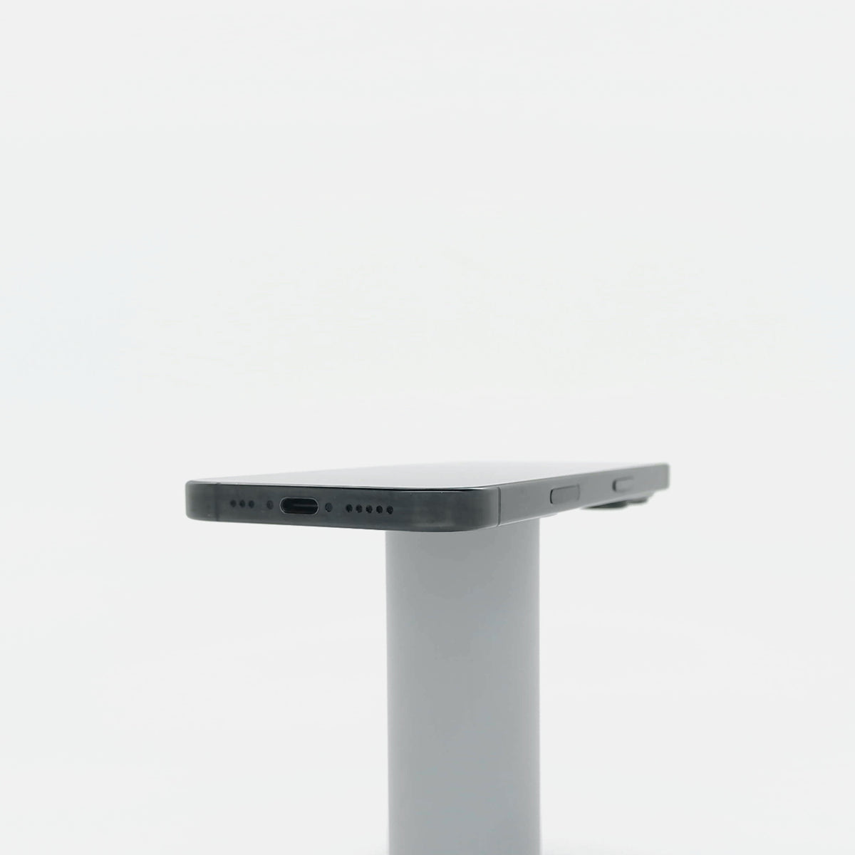 95新 Apple iPhone 16 Pro 128G 黑色鈦金屬 中國大陸版