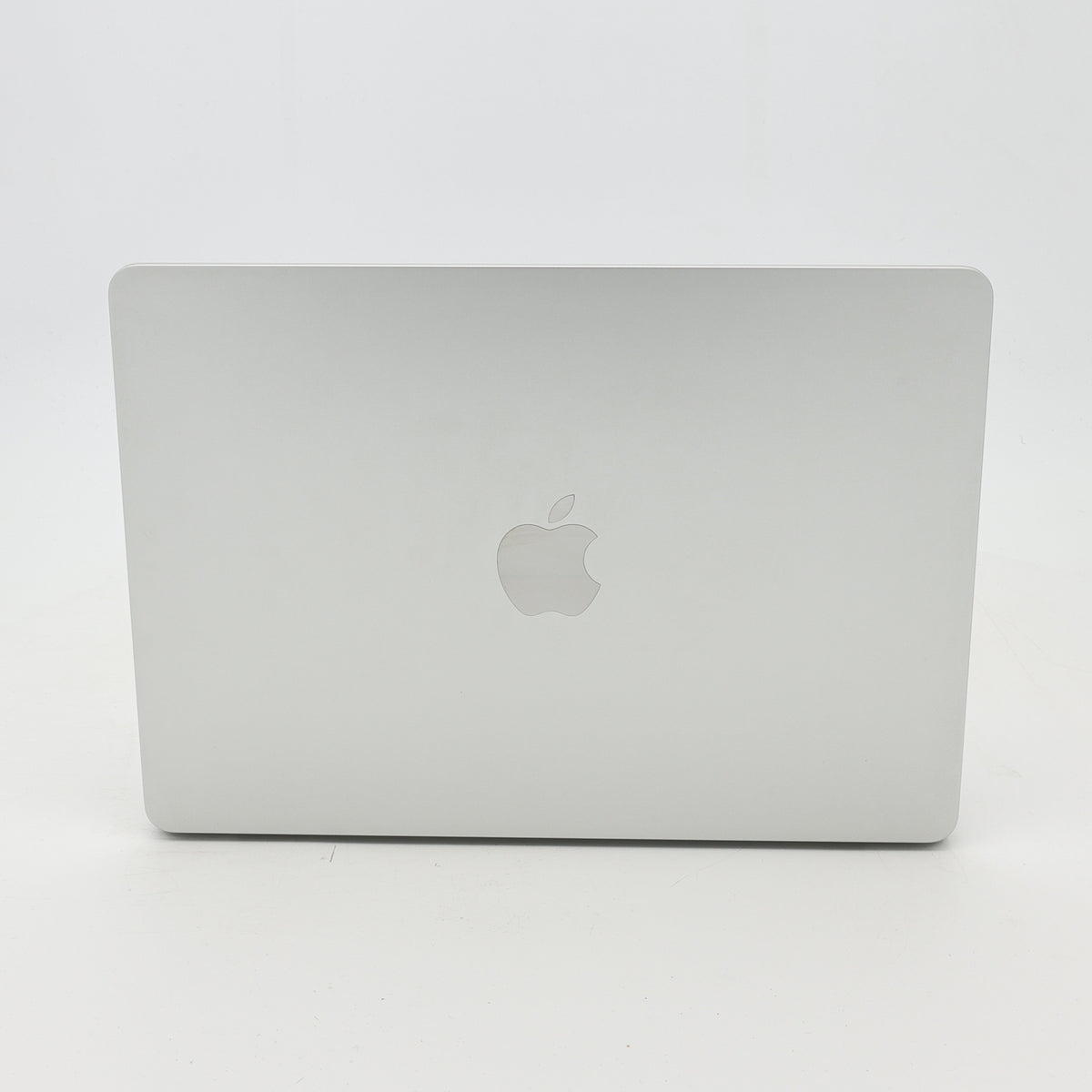 95新 Apple MacBook Air 22年 13寸 M2（8+8核） 8G RAM 256G SSD 銀色
