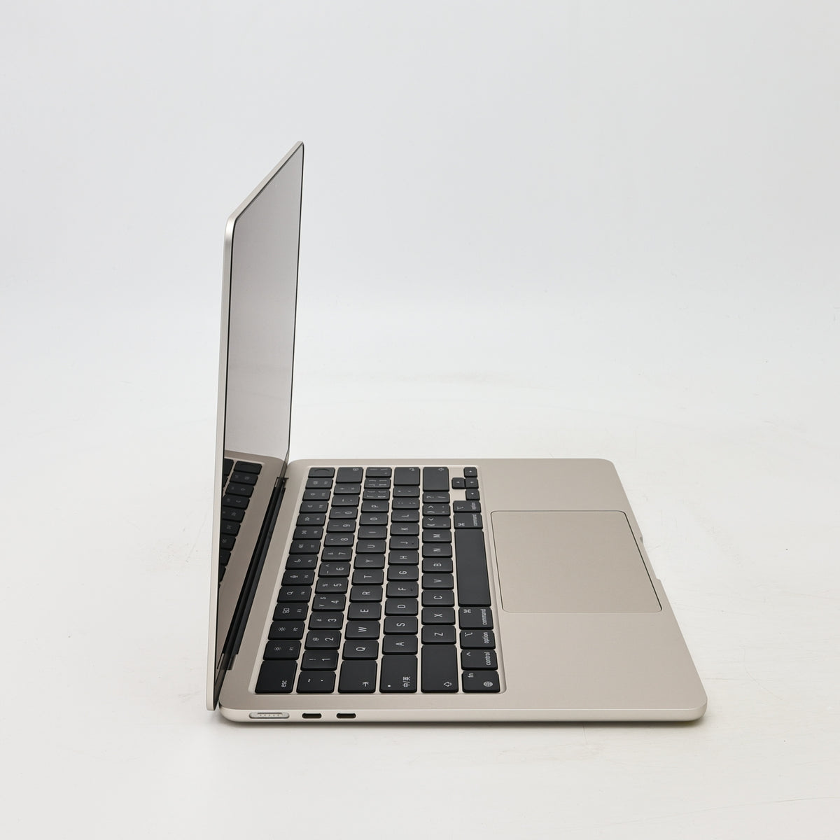 95新 Apple MacBook Air 22年 13寸 M2（8+8核） 8G RAM 256G SSD 星光色