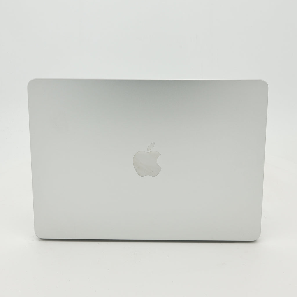 95新 Apple MacBook Air 22年 13寸 M2（8+8核） 8G RAM 256G SSD 銀色