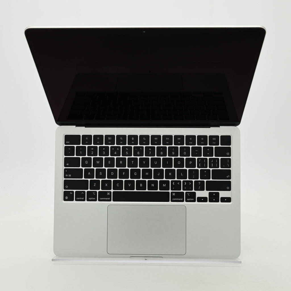 95新 Apple MacBook Air 22年 13寸 M2（8+8核） 8G RAM 256G SSD 銀色