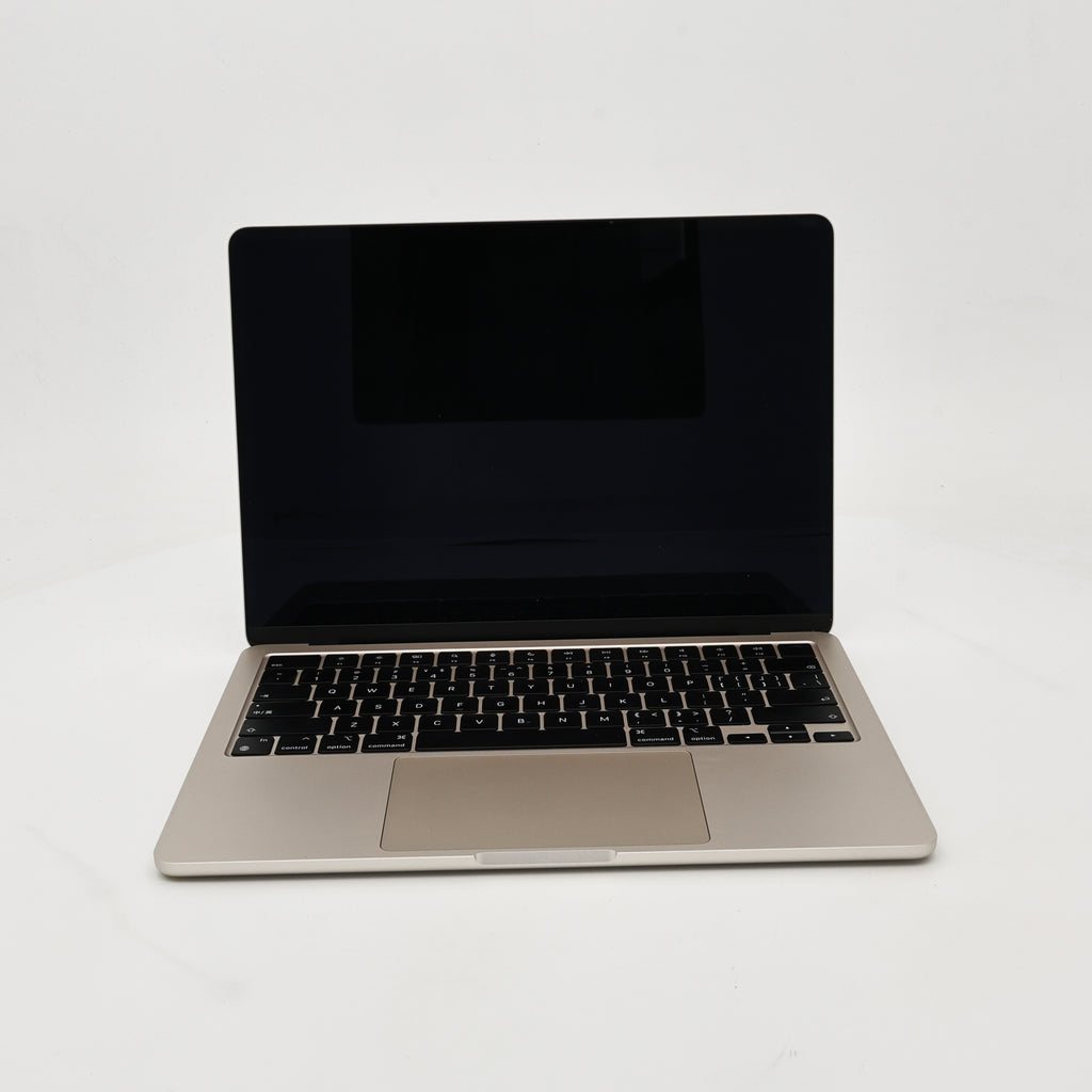 95新 Apple MacBook Air 22年 13寸 M2（8+8核） 8G RAM 256G SSD 星光色