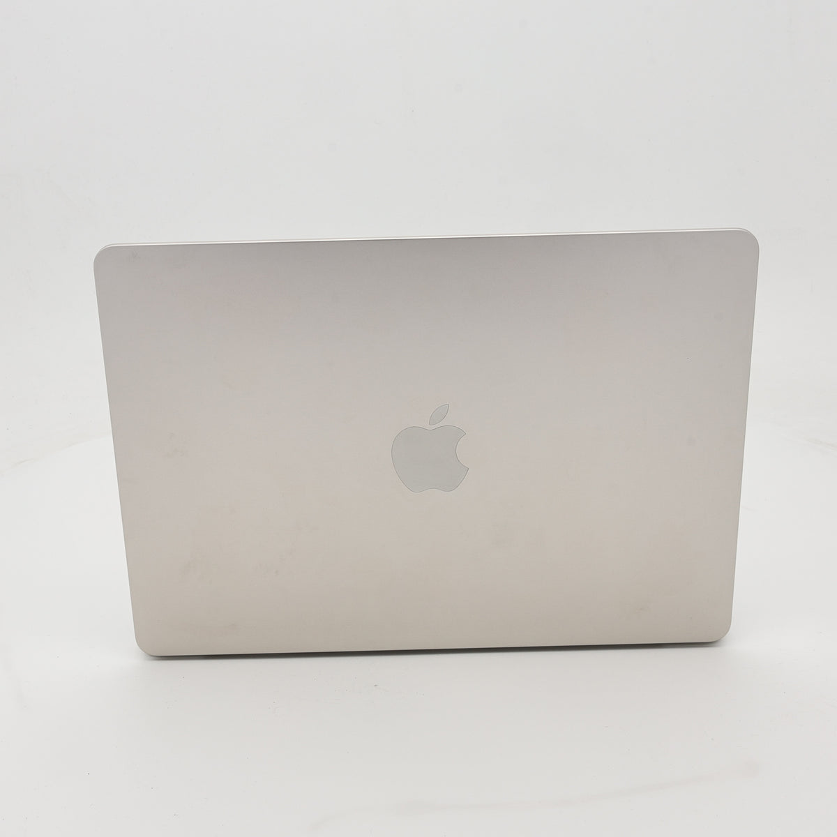 95新 Apple MacBook Air 22年 13寸 M2（8+8核） 8G RAM 256G SSD 星光色