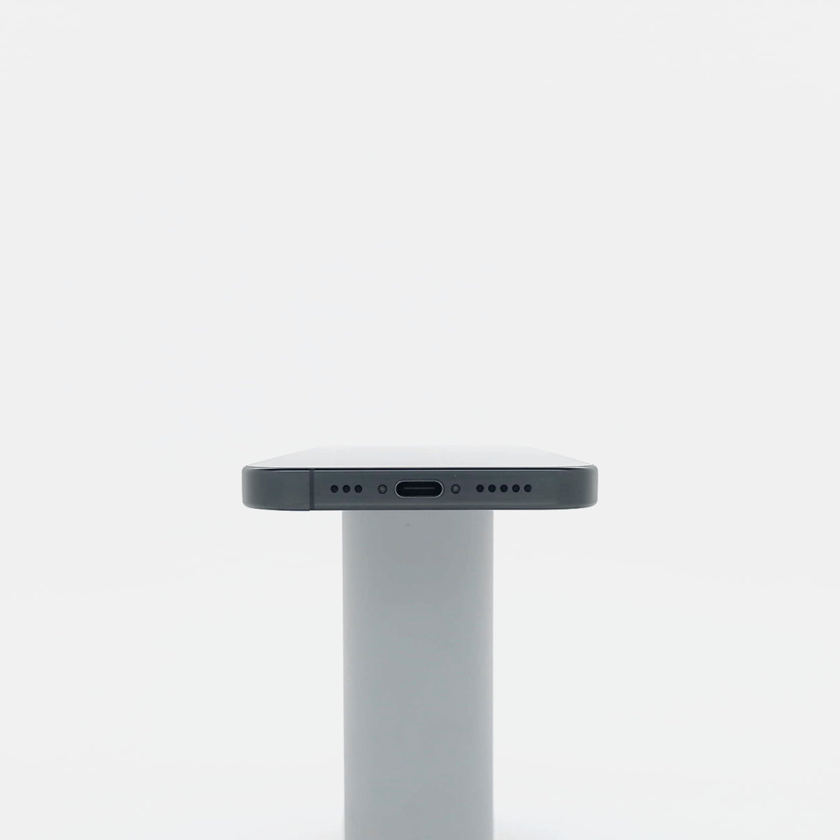 95新 Apple iPhone 16 Pro 128G 黑色鈦金屬 中國大陸版