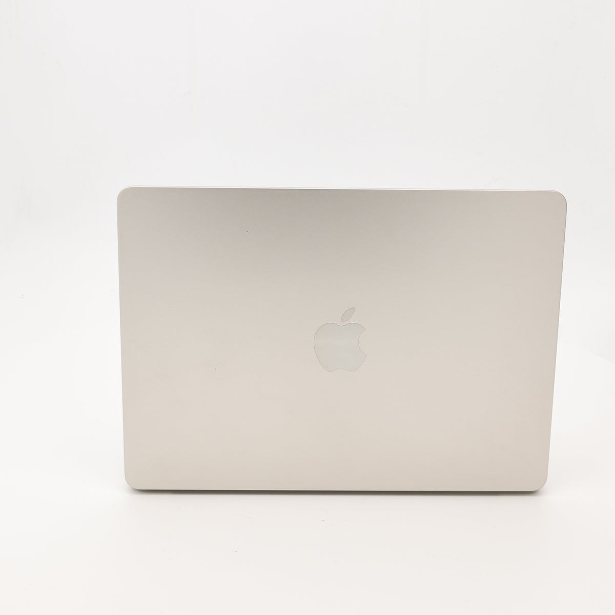 95新 Apple MacBook Air 22年 13寸 M2（8+8核） 8G RAM 256G SSD 星光色