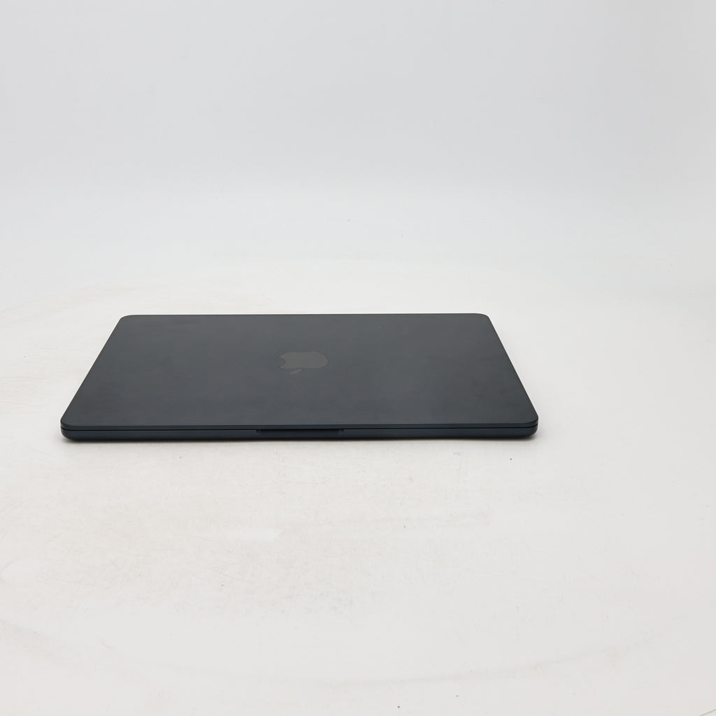 99新 Apple MacBook Air 22年 13寸 M2（8+8核） 8G RAM 256G SSD 午夜色
