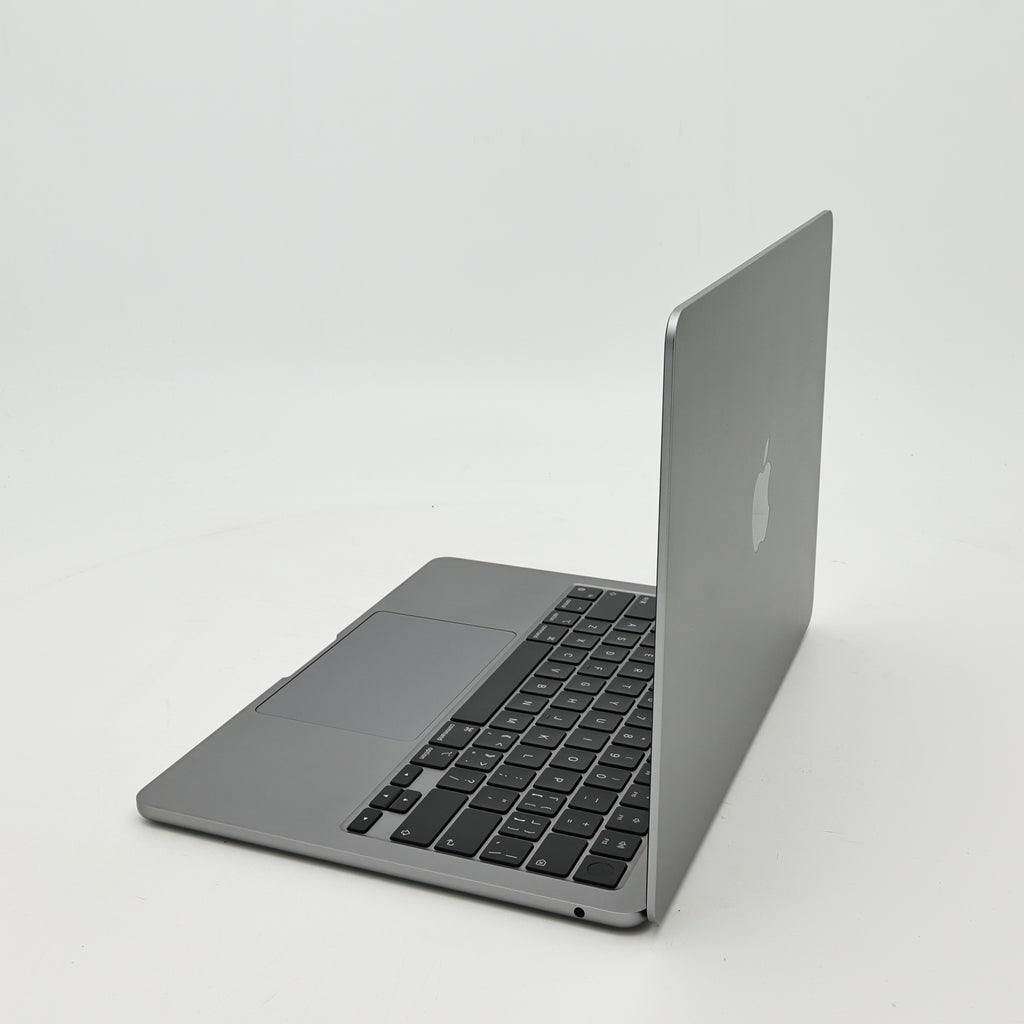 95新 Apple MacBook Air 22年 13寸 M2（8+8核） 8G RAM 256G SSD 深空灰色