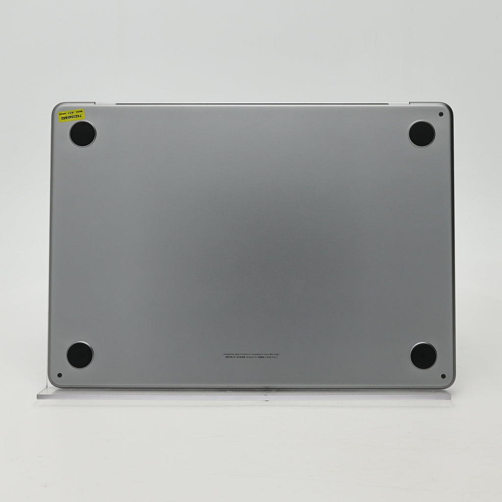95新 Apple MacBook Air 22年 13寸 M2（8+8核） 8G RAM 256G SSD 深空灰色