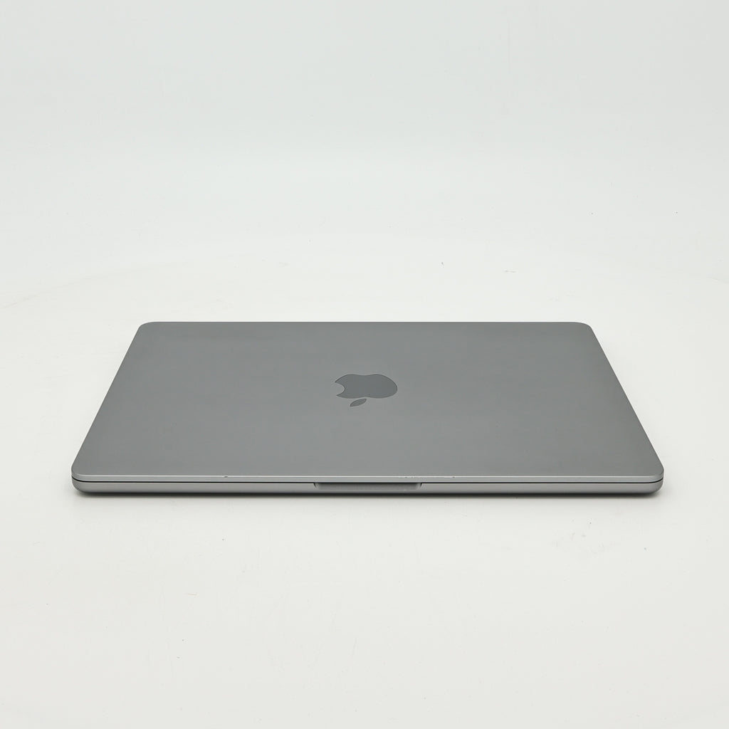 95新 Apple MacBook Air 22年 13寸 M2（8+8核） 8G RAM 256G SSD 深空灰色