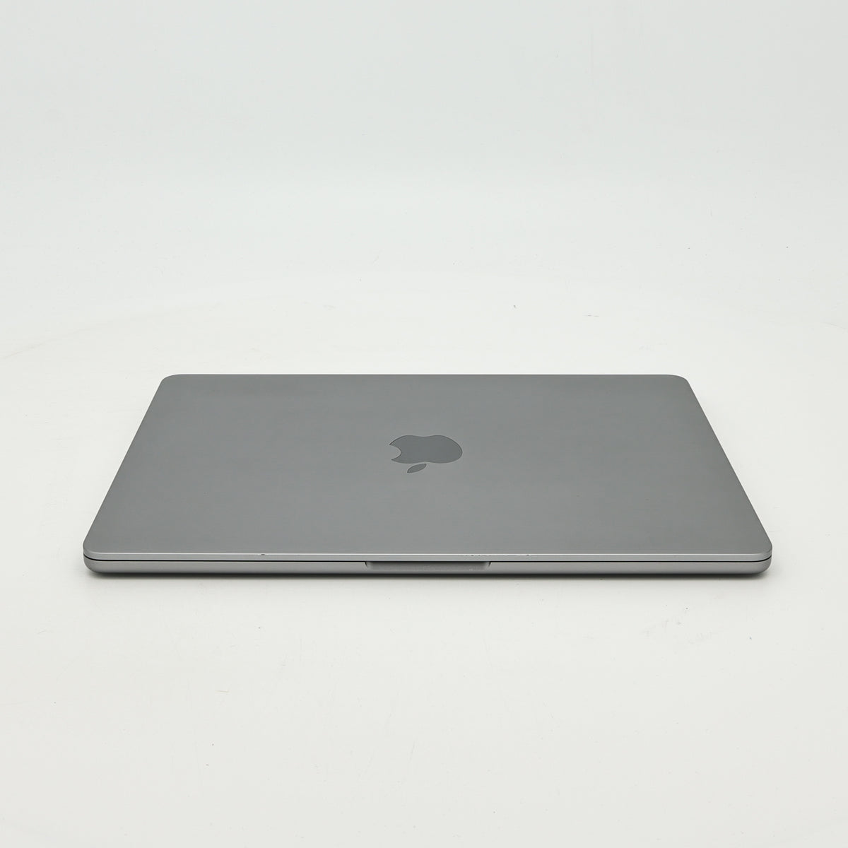 95新 Apple MacBook Air 22年 13寸 M2（8+8核） 8G RAM 256G SSD 深空灰色