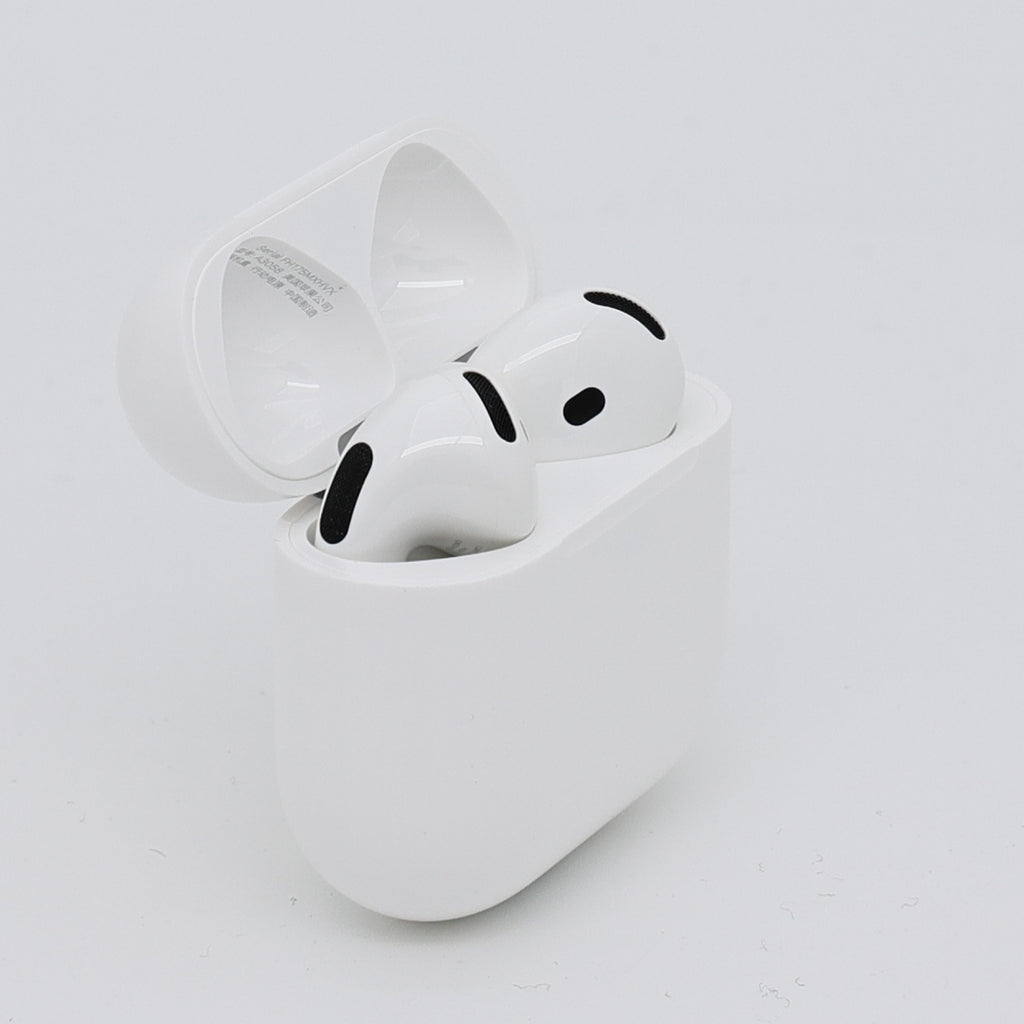 99新 Apple AirPods 4 (不支持主动降噪) 白色