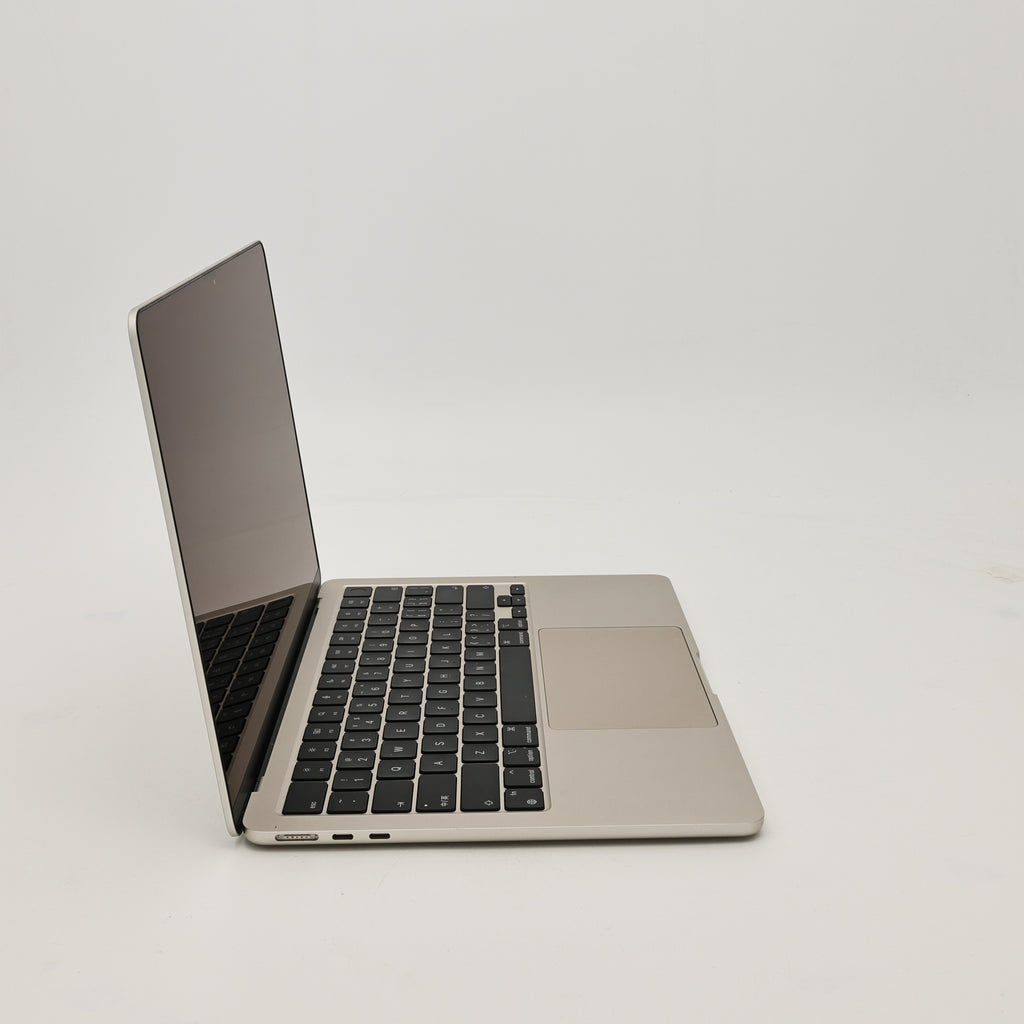 95新 Apple MacBook Air 22年 13寸 M2（8+8核） 8G RAM 256G SSD 星光色