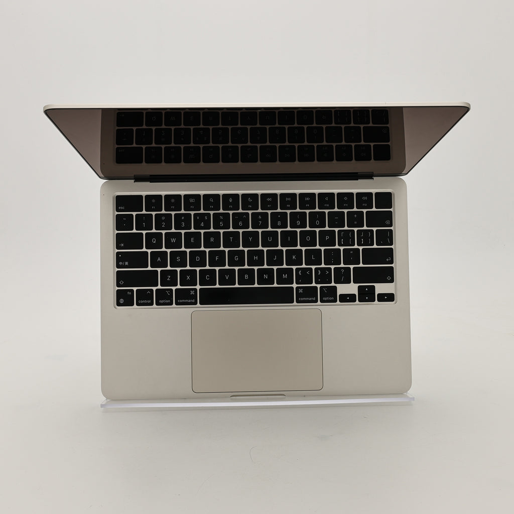 95新 Apple MacBook Air 22年 13寸 M2（8+8核） 8G RAM 256G SSD 星光色